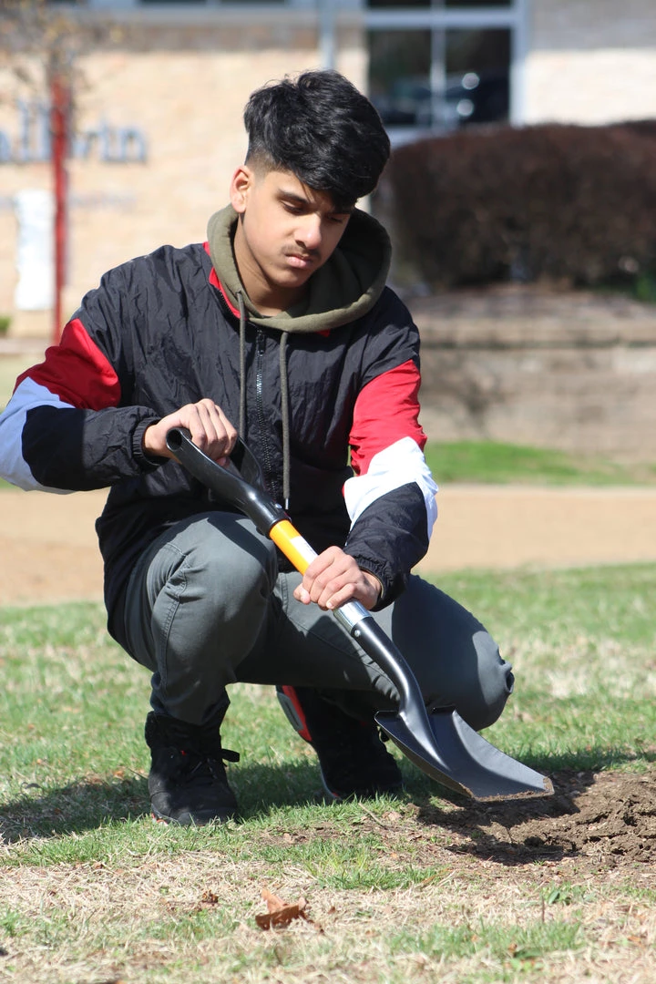 AshmanOnline Ashman Square Shovel (Medium) - (1 Pack), 27 Inches In Length With D-Cup Handle Square Shovel, Sturdy Build And Easy To Use, Material With Firm And Comfortable Durable Handle, Built To Last. Garden Tools 8 AshmanOnline Ashman Square Shovel (Medium) - (1 Pack), 27 Inches In Length With D-Cup Handle Square Shovel, Sturdy Build And Easy To Use, Material With Firm And Comfortable Durable Handle, Built To Last. Garden Tools