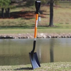 AshmanOnline Ashman Square Shovel (Large) – (1 Pack) – 41 Inches Long D Handle Grip – The Blade Weighs 2.2 Pounds And Has A Fiber Glass Handle – Premium Quality Multipurpose Square Shovel Strong Build.